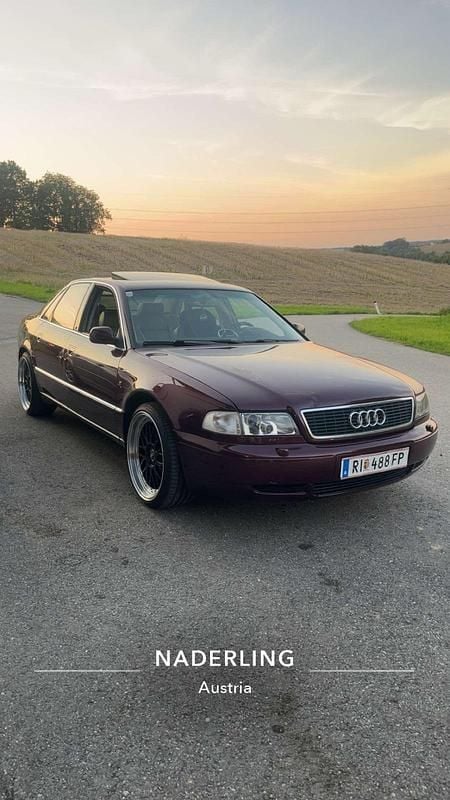 Rot Gebraucht 1995 Audi A8 Limousine | 6.600 € - Bild 1/4