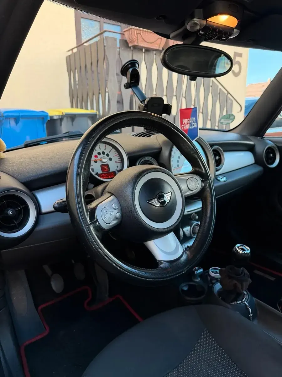 Gebraucht Mini Cooper Cabriolet 120 PS (88 kW) 2010 Rot Cabrio