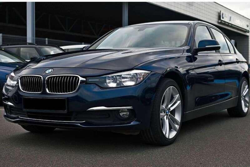 Blau Gebraucht 2017 BMW 320 Limousine | 18.900 € (Guter Preis) - Bild 1/4