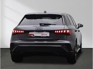 Neu Audi A3 S-Line 150 PS (110 kW) 2026 Grau (daytonagrau perleffekt) Limousine