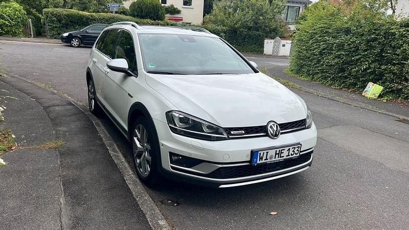 Weiß Gebraucht 2015 VW Golf Alltrack Kombi | 18.500 € (Fairer Preis) - Bild 1/4