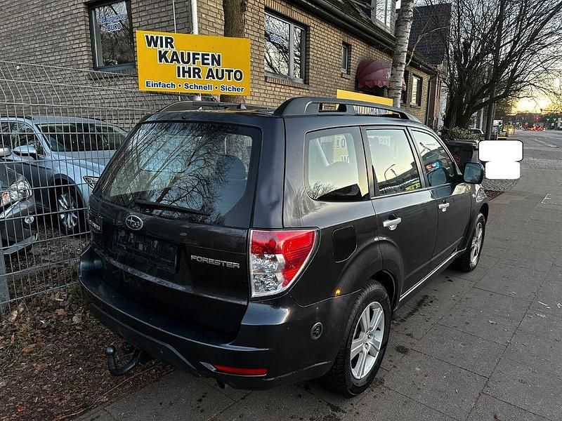 Gebraucht Subaru Forester Trend 150 PS (110 kW) 2009 Grau SUV