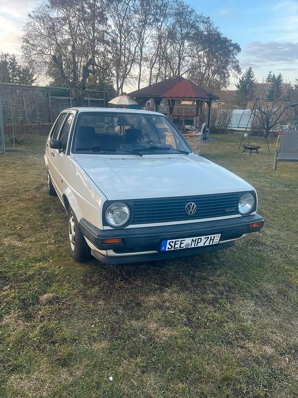 Gebraucht VW Golf II 54 PS (39 kW) 1984 Weiß Kleinwagen