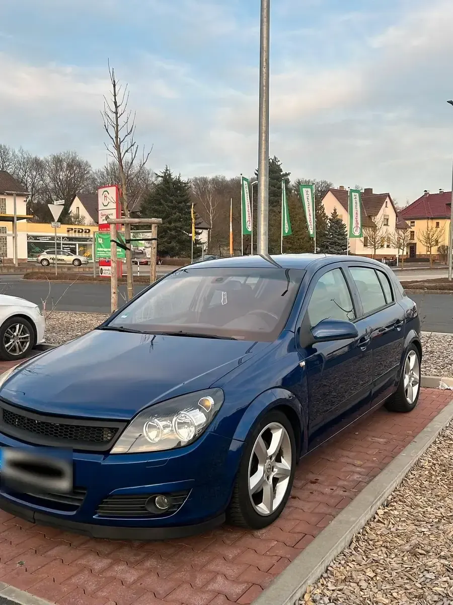Gebraucht Opel Astra 125 PS (91 kW) 2005 Blau Kleinwagen