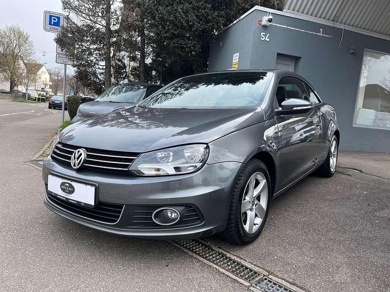 Gebraucht VW Eos Basis 122 PS (89 kW) 2011 Indiumgrau metallic Cabrio