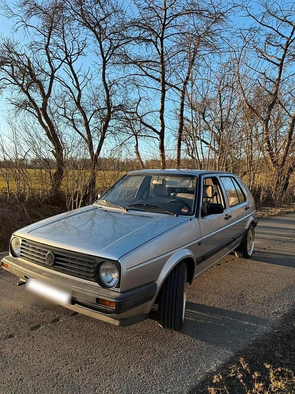 Gebraucht VW Golf III 70 PS (51 kW) 1991 Silber Kleinwagen