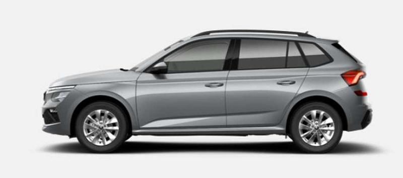 Brilliant silber metallic Neu 2025 Skoda Kamiq Selection SUV | 26.441 € (Fairer Preis) - Bild 1/2