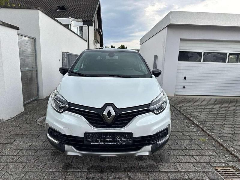 Perlmuttweiß+dach black Gebraucht 2018 Renault Captur Intens SUV | 14.499 € (Fairer Preis) - Bild 1/4