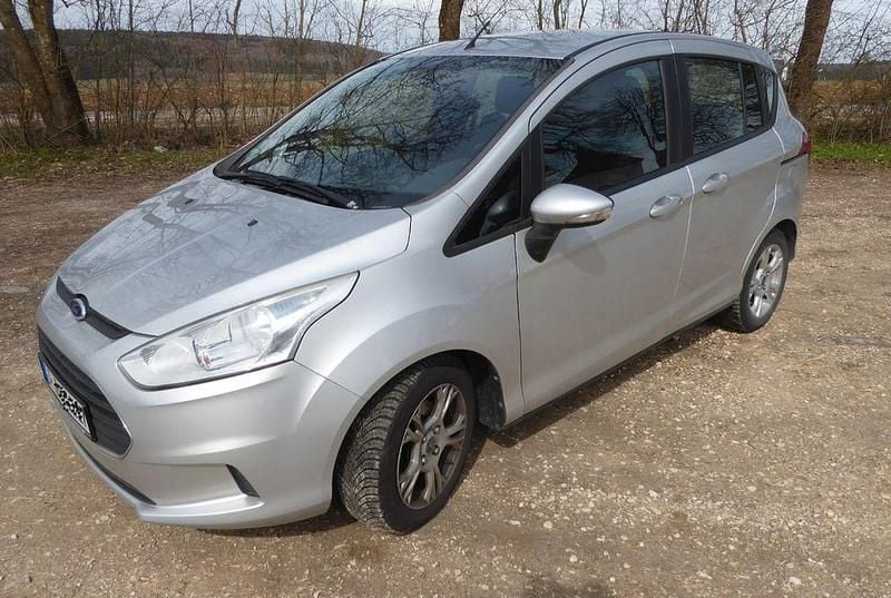 Gebraucht Ford B-MAX SYNC Edition 101 PS (74 kW) 2014 Silber Van / Kleinbus