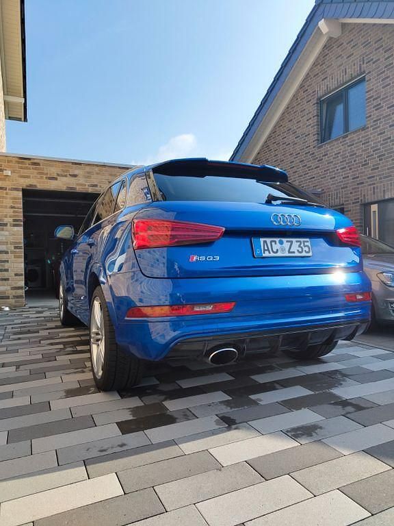 Gebraucht Audi RS Q3 Ambiente 340 PS (250 kW) 2015 Blau SUV
