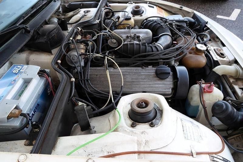 Gebraucht Porsche 924 116 PS (85 kW) 1977 Weiß Coupé