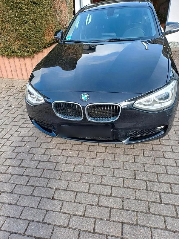 Gebraucht BMW 116 116 PS (85 kW) 2014 Schwarz Kleinwagen