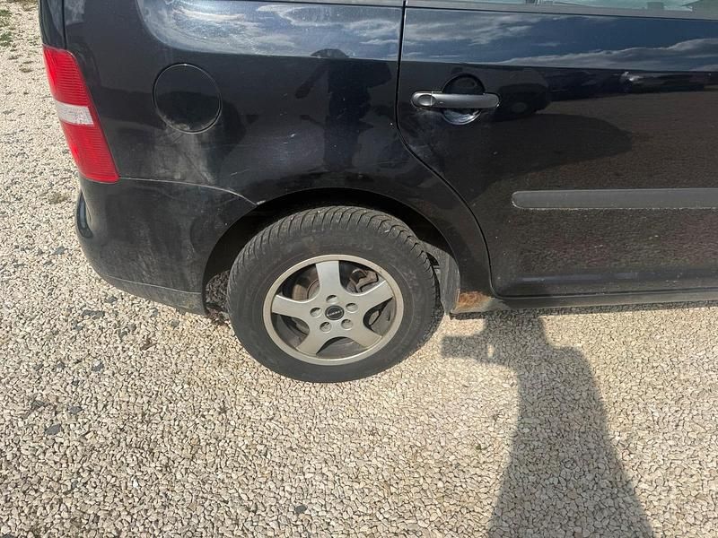 Gebraucht VW Touran 2004 Schwarz Van / Kleinbus