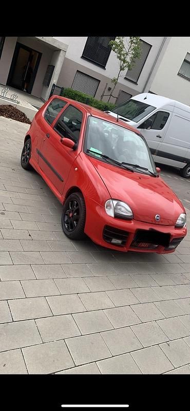 Rot Gebraucht 2002 Fiat Seicento Kleinwagen | 2.150 € (Teuer) - Bild 1/4