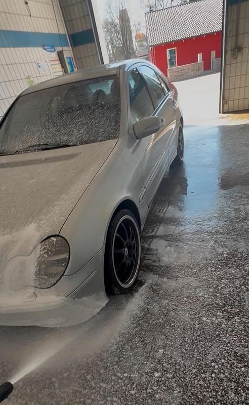 Gebraucht Mercedes C320 220 PS (161 kW) 2002 Grau Limousine