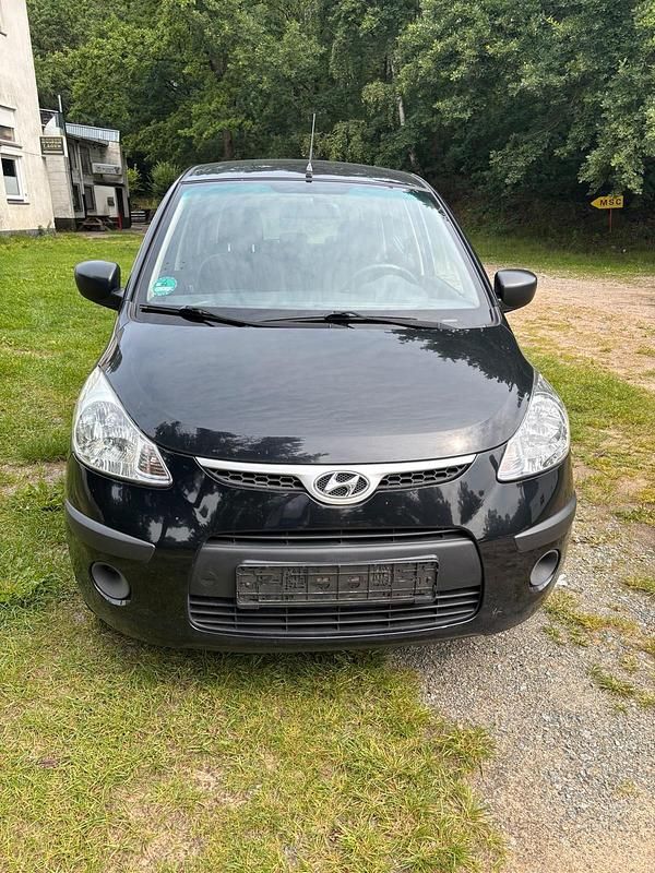 Schwarz Gebraucht 2010 Hyundai i10 Kleinwagen | 2.699 € (Fairer Preis) - Bild 1/4