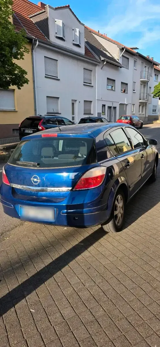 Gebraucht Opel Astra 66 PS (48 kW) 2005 Blau Kleinwagen