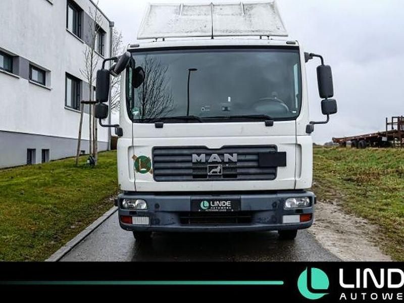 Gebraucht MAN TGE 149 PS (109 kW) 2008 Weiss Van