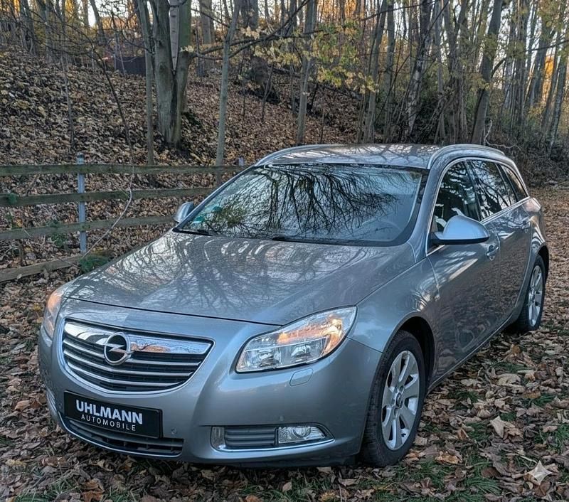 Grau Gebraucht 2012 Opel Insignia Kombi | 2.950 € (Superpreis) - Bild 1/4
