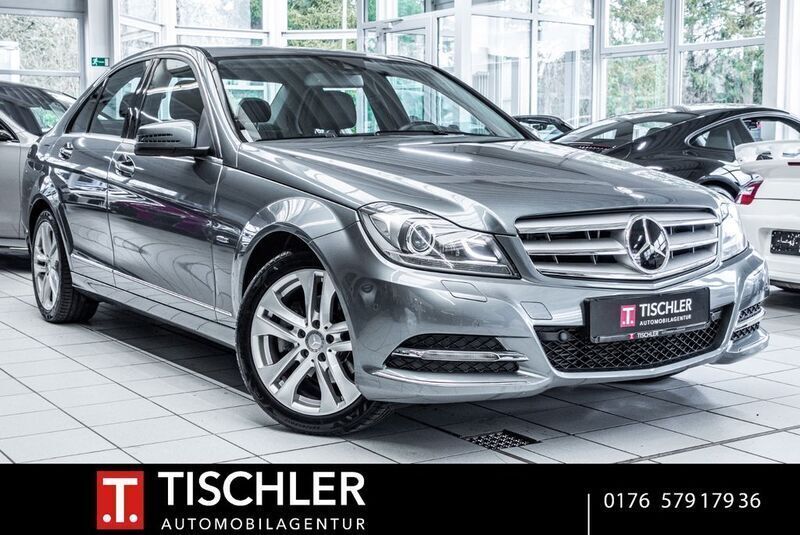 Grau Gebraucht 2011 Mercedes C200 Limousine | 15.880 € (Teuer) - Bild 1/4