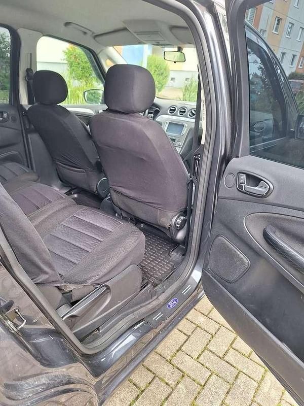 Grau Gebraucht 2005 Ford Galaxy Trend Van / Kleinbus | 3.000 € (Etwas zu teuer) - Bild 1/4