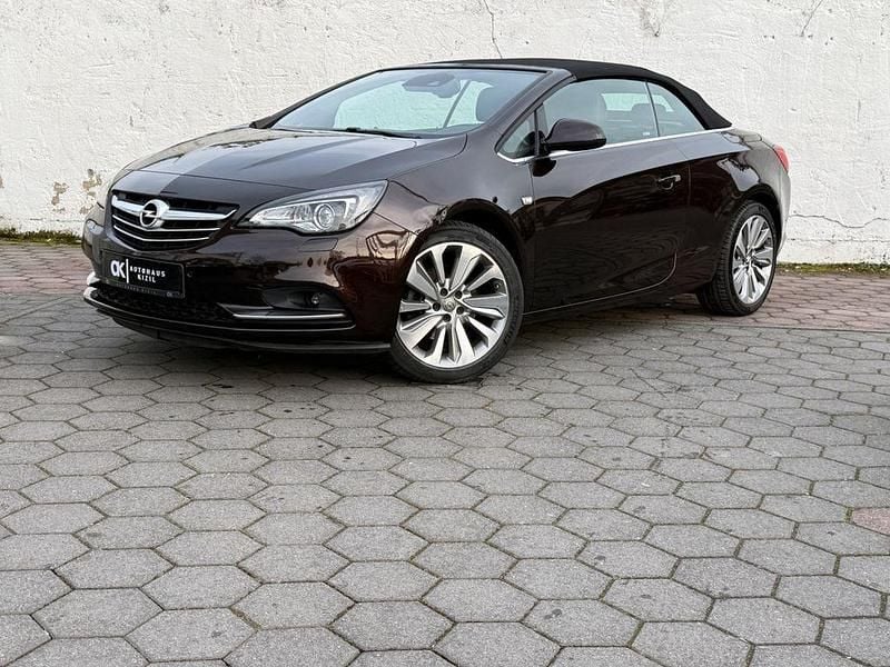 Braun Gebraucht 2017 Opel Cascada Active Cabrio | 11.900 € (Guter Preis) - Bild 1/4