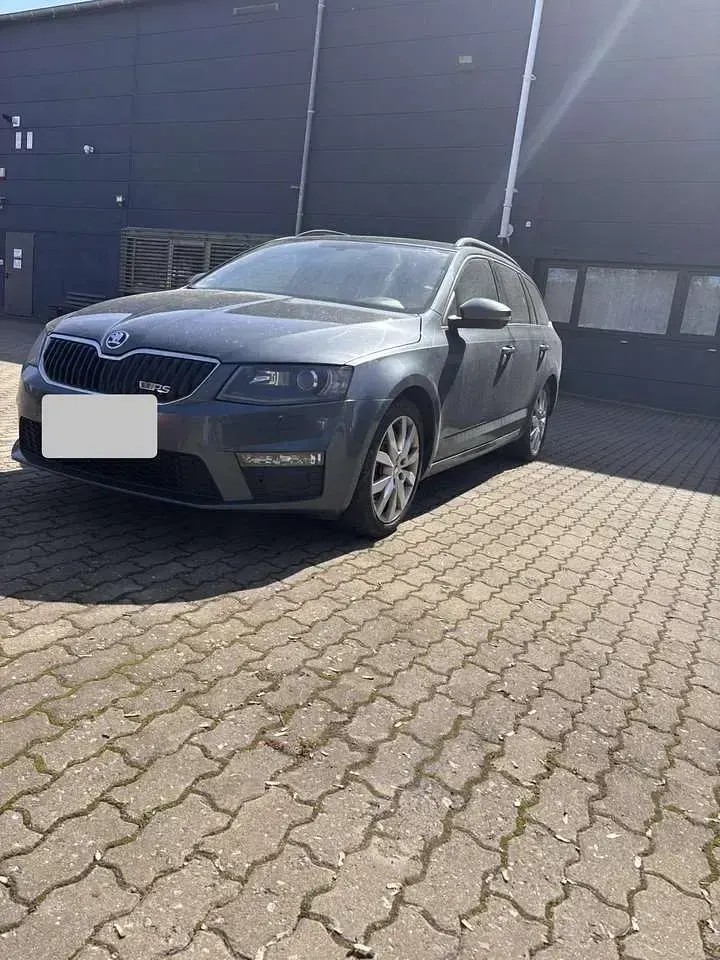 Gebraucht Skoda Octavia RS 184 PS (135 kW) 2015 Grau Kombi