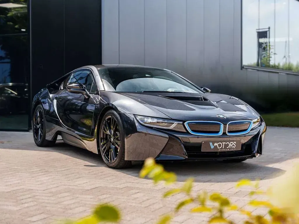 Gebraucht BMW i8 Performance 362 PS (266 kW) 2015 Grau Coupé