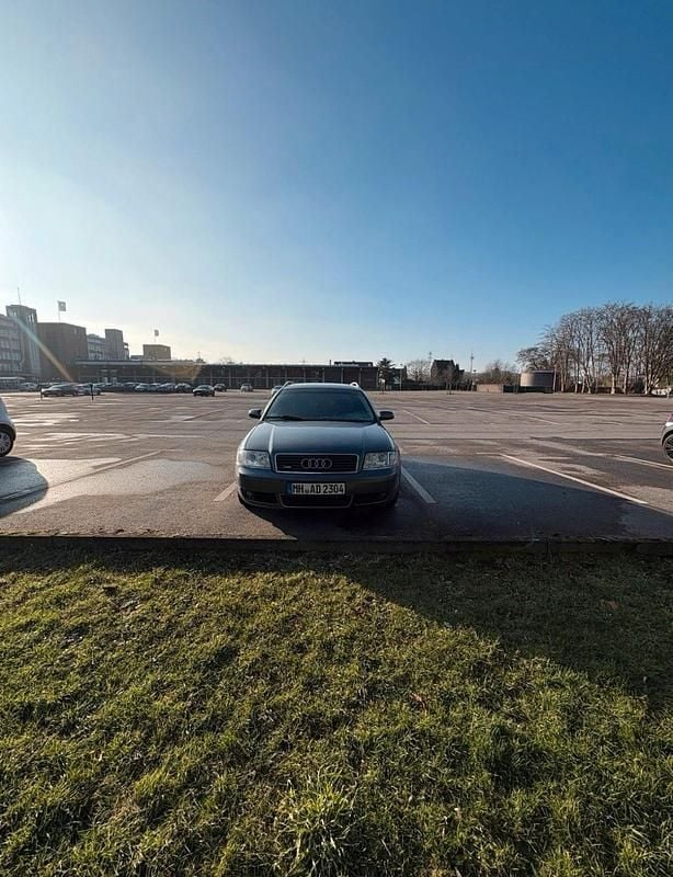 Gebraucht Audi A6 170 PS (125 kW) 2002 Grau Kombi