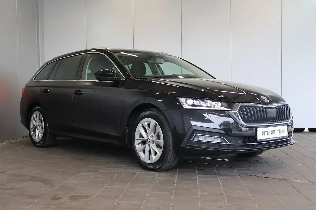 Gebraucht Skoda Octavia Style 150 PS (110 kW) 2023 Schwarz Limousine