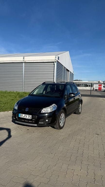 Gebraucht Suzuki SX4 Style 135 PS (99 kW) 2013 Schwarz Limousine