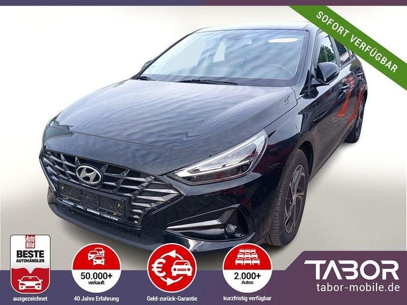 Schwarz Gebraucht 2020 Hyundai i30 Intro Edition Limousine | 14.288 € (Teuer) - Bild 1/4