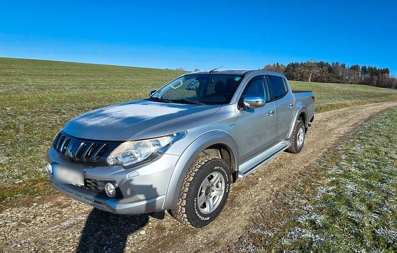 Silber Gebraucht 2018 Mitsubishi L200 Abholung | 23.500 € (Guter Preis) - Bild 1/4
