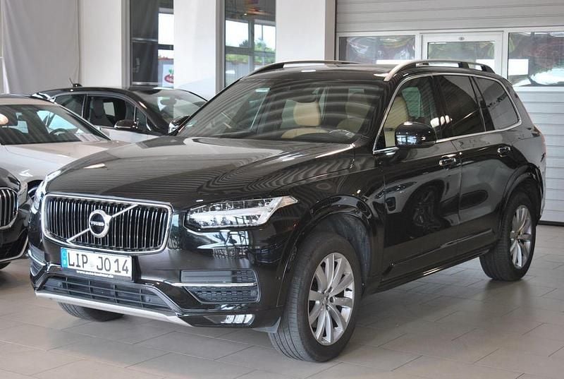 Schwarz Gebraucht 2016 Volvo XC90 Momentum SUV | 22.890 € (Guter Preis) - Bild 1/4