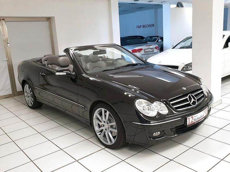 Gebraucht Mercedes CLK200 184 PS (135 kW) 2007 Schwarz Cabrio