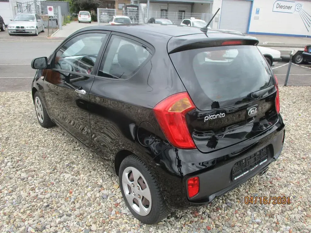 Gebraucht Kia Picanto Edition 7 69 PS (50 kW) 2013 Schwarz Kleinwagen