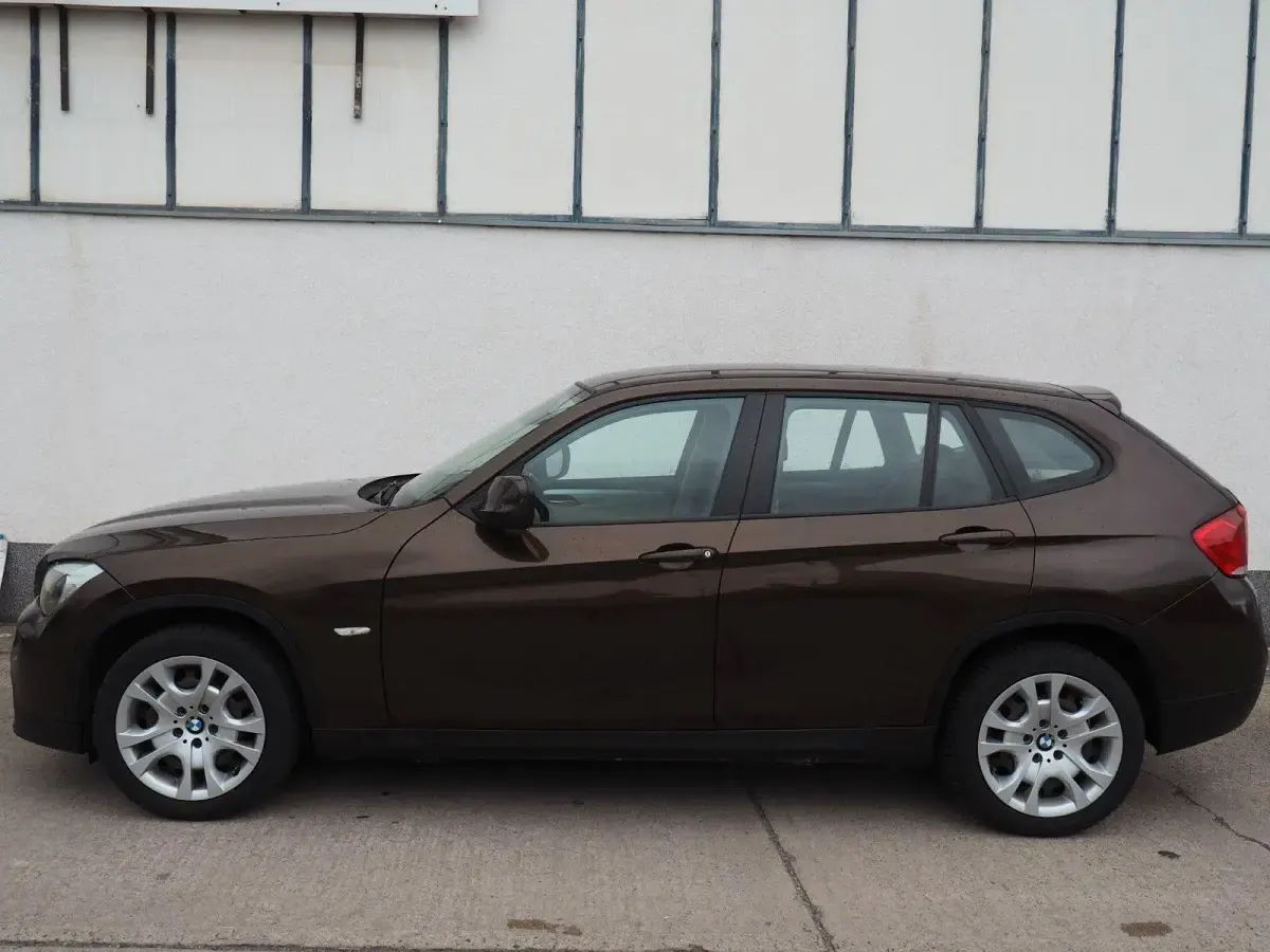 Usado BMW X1 150 CV (110 kW) 2010 Marrón SUV
