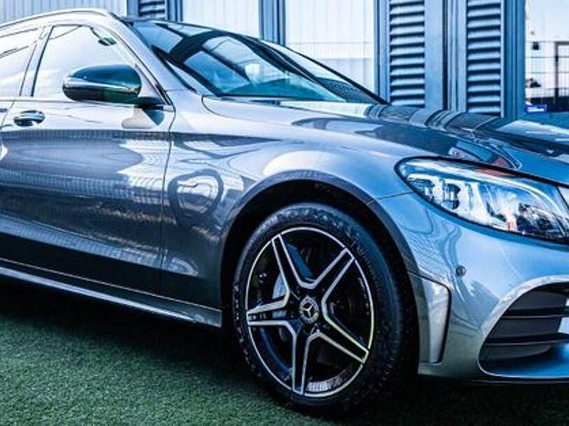 Gebraucht Mercedes C300 AMG 245 PS (180 kW) 2020 Grau Kombi