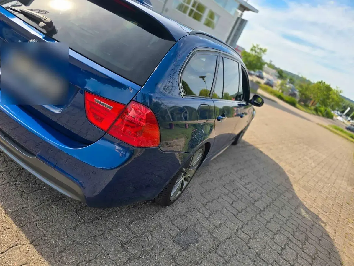 Gebraucht BMW 330 M Sport 245 PS (180 kW) 2012 Kombi