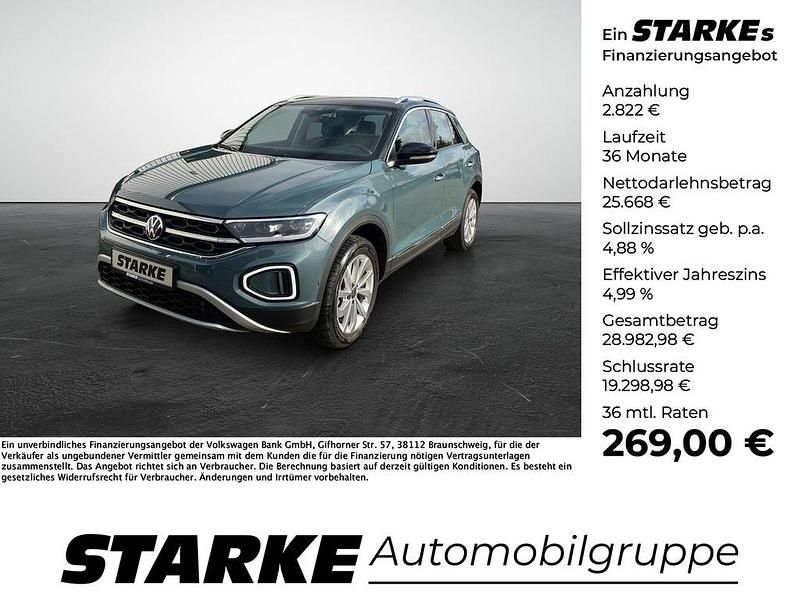Blau Gebraucht 2025 VW T-Roc Style SUV | 28.490 € (Superpreis) - Bild 1/4