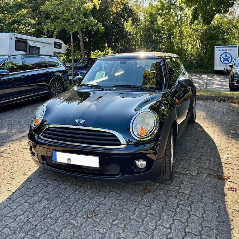 Schwarz Gebraucht 2009 Mini ONE Kleinwagen | 4.850 € (Fairer Preis) - Bild 1/4