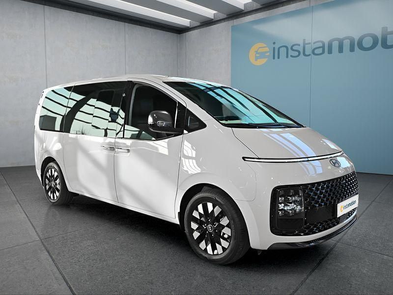 Gebraucht Hyundai Staria 225 PS (165 kW) 2025 Andere Van / Kleinbus