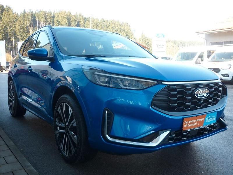Gebraucht Ford Kuga ST-Line X 152 PS (111 kW) 2024 Dynamicblau SUV
