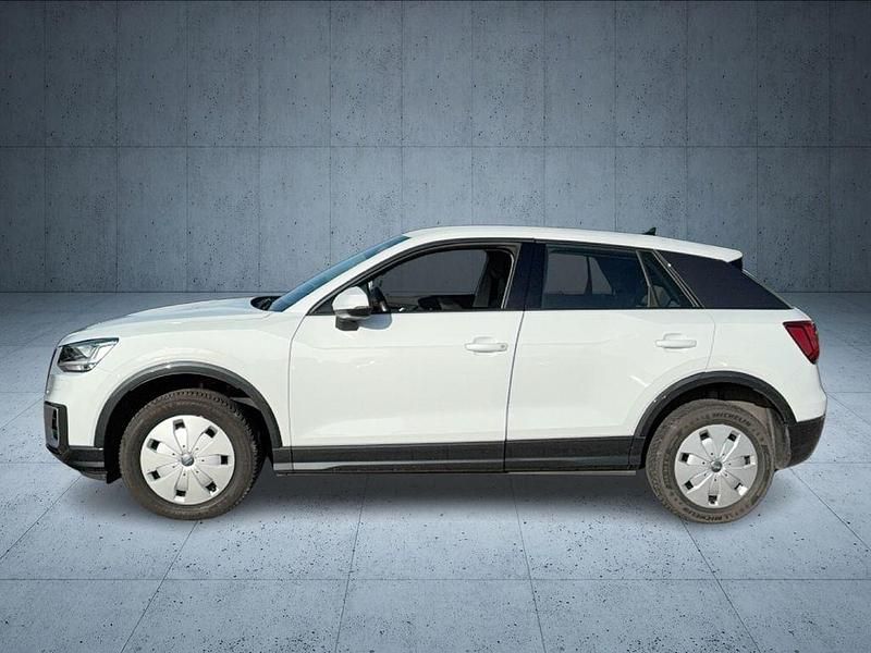 Gebraucht Audi Q2 Design 150 PS (110 kW) 2020 Gletscherweiß metallic SUV