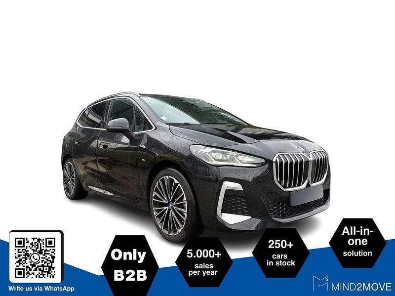 Schwarz Gebraucht 2023 BMW 225 Active Tourer M Sport Van / Kleinbus | 30.531 € (Guter Preis) - Bild 1/3