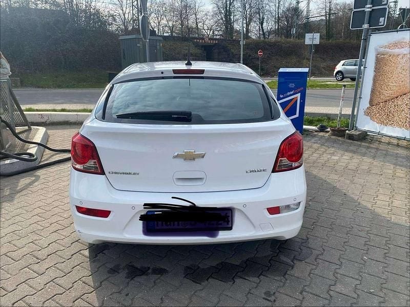 Gebraucht Chevrolet Cruze LTZ 163 PS (119 kW) 2013 Weiß Kombi