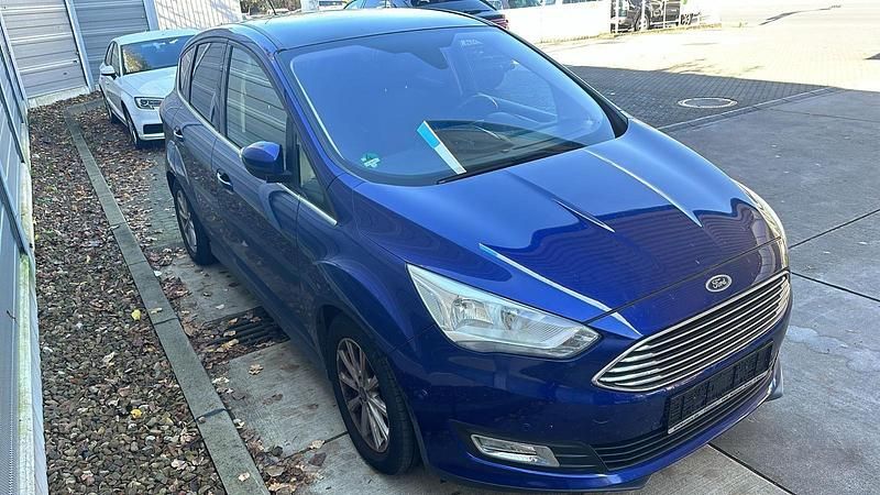 Käytetty Ford C-MAX Titanium 150 HP (110 kW) 2017 Sininen Tila-auto
