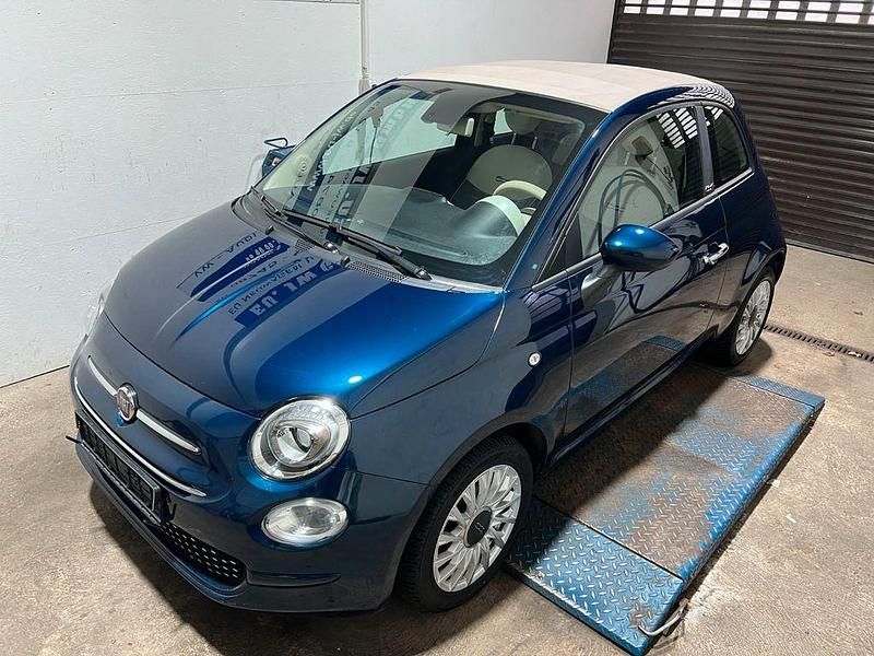 Blau Gebraucht 2021 Fiat 500 Lounge Cabrio | 10.800 € (Fairer Preis) - Bild 1/4