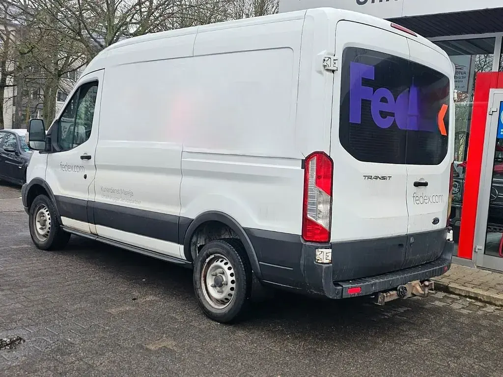 Gebraucht Ford Transit 155 PS (114 kW) 2016 Frostweiß Van