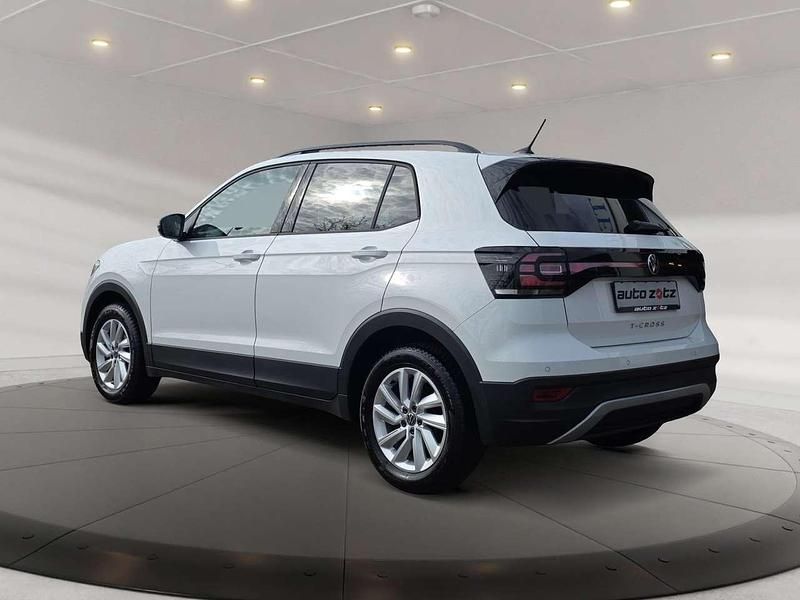 Gebraucht VW T-Cross Life 95 PS (69 kW) 2021 Pure white SUV